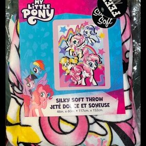 My Little Pony Friendship Is Magic 46” x 60” Throw Blanket